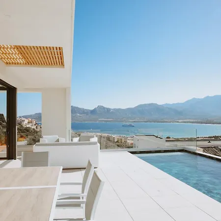 Villa Mare Monti 2 *